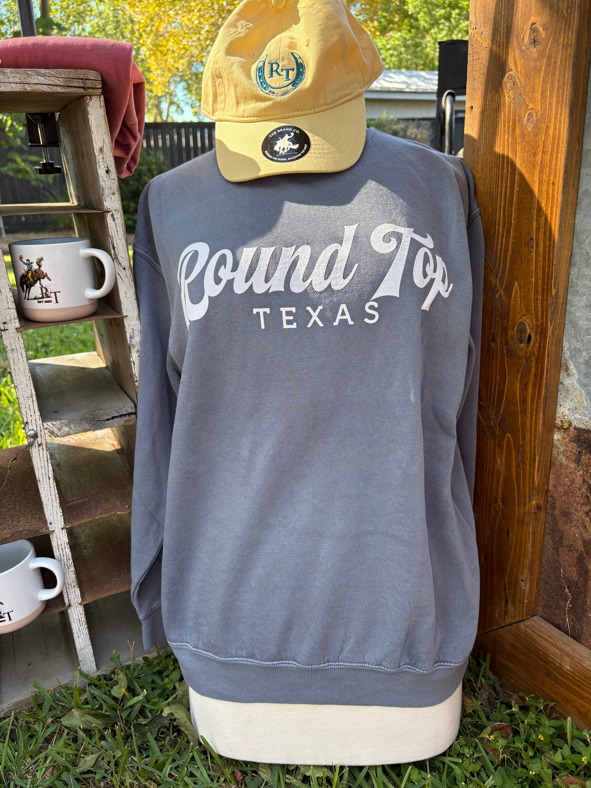 Round Top Mock Neck